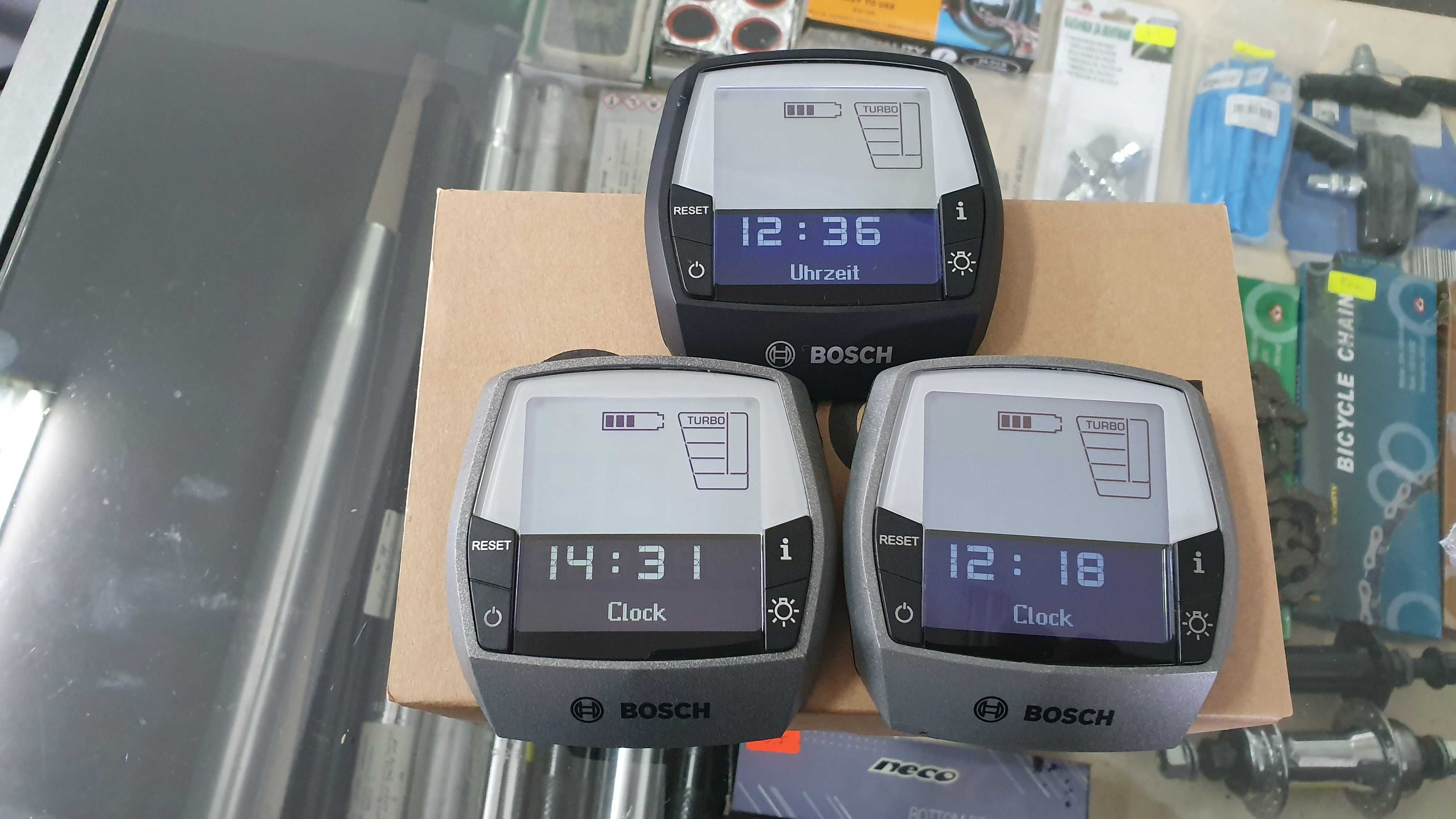 Дисплей BOSCH-Smart System KIOX 300 със стойка