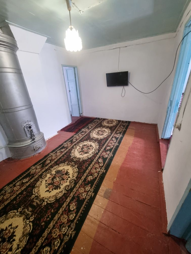 Uy sotiladi devyatka mantixona orqasi