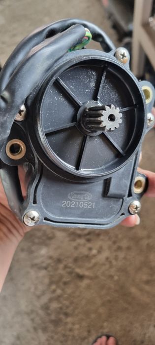 Motoraș 4x4 CF Moto