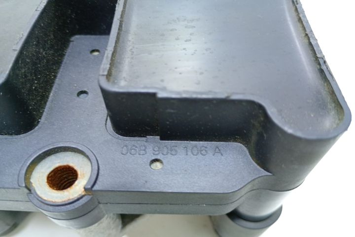 Bobina inductie cu fise bujii 06B905106A Seat Leon prima generatie 1M