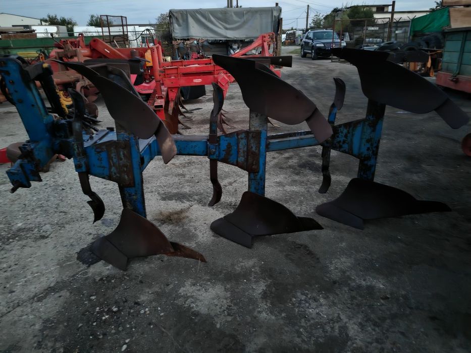 Plug reversibil hidraulic 3 brazde Rabewerk