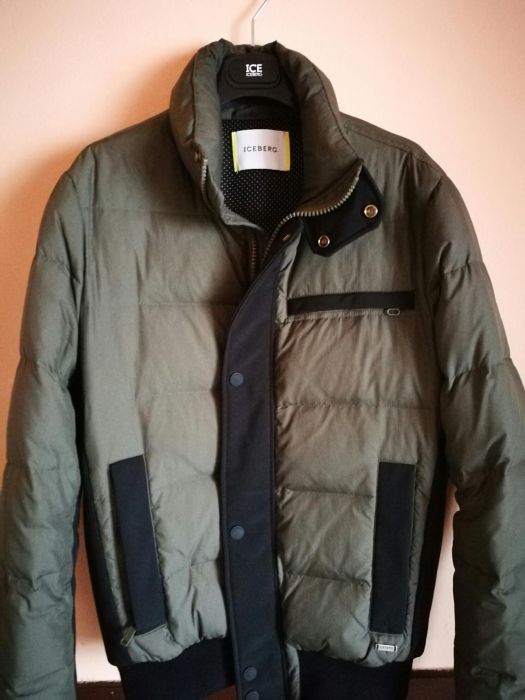 Продава се пухено яке ICEBERG