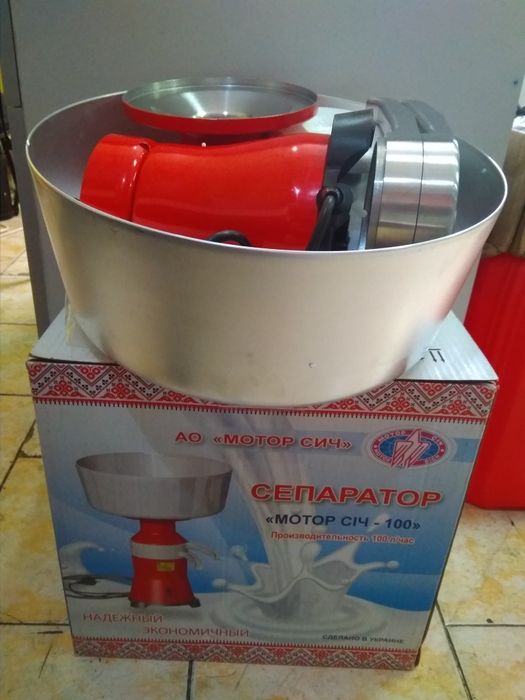 Сепаратор мотор сич-100 .металлическая чаша 12 литров