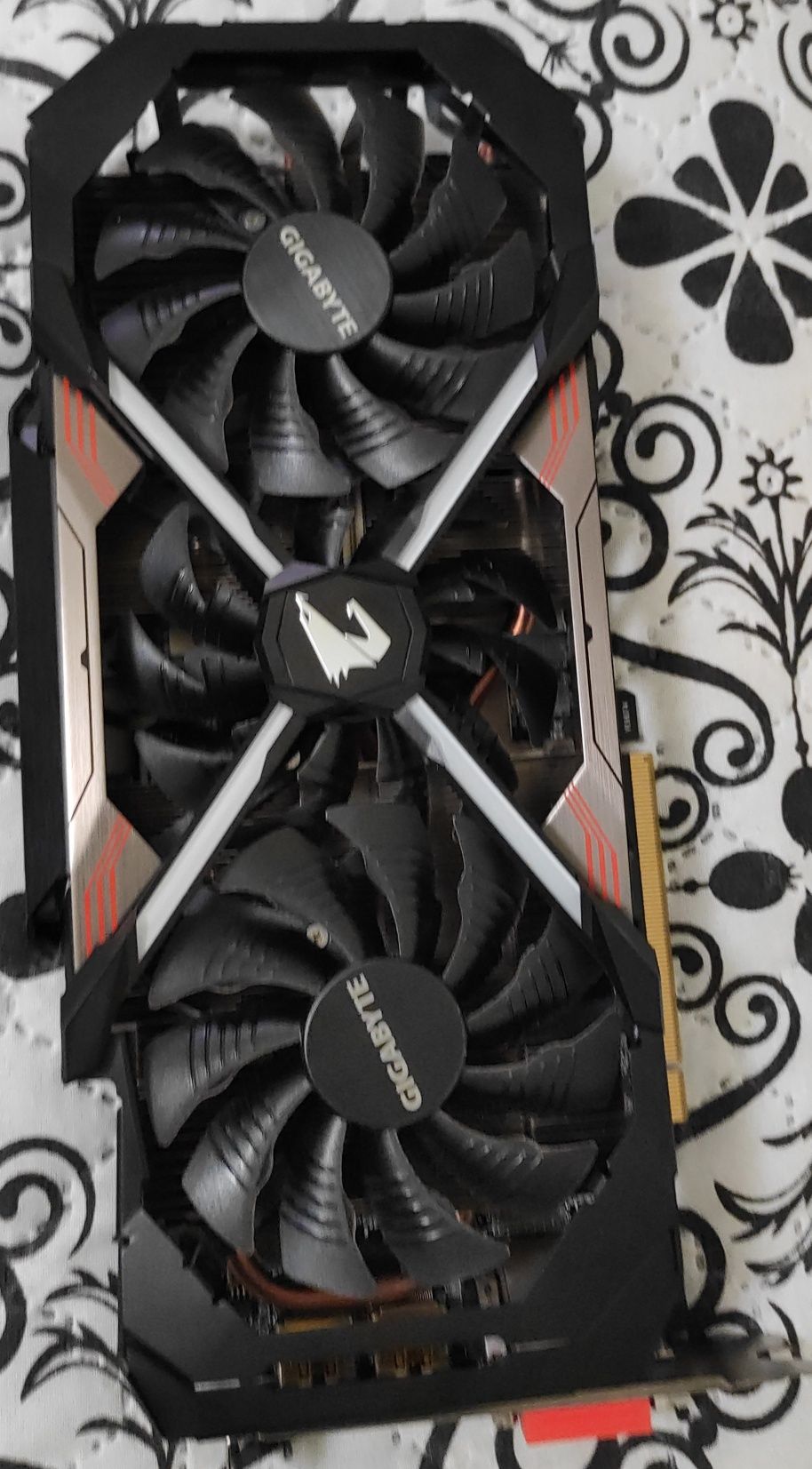 Видеокарта Aorus GTX1070 8gb