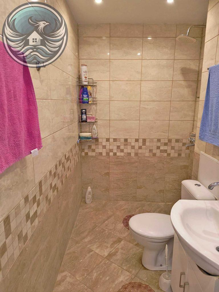 Продава се Тристаен апартамент в Разград, Лудогорие - 93 кв.м за 916 €/кв.м - Снимка #8