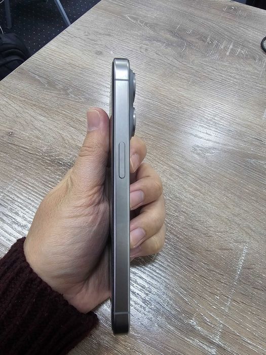 Iphone 15 Pro 128GB Natural Titanium