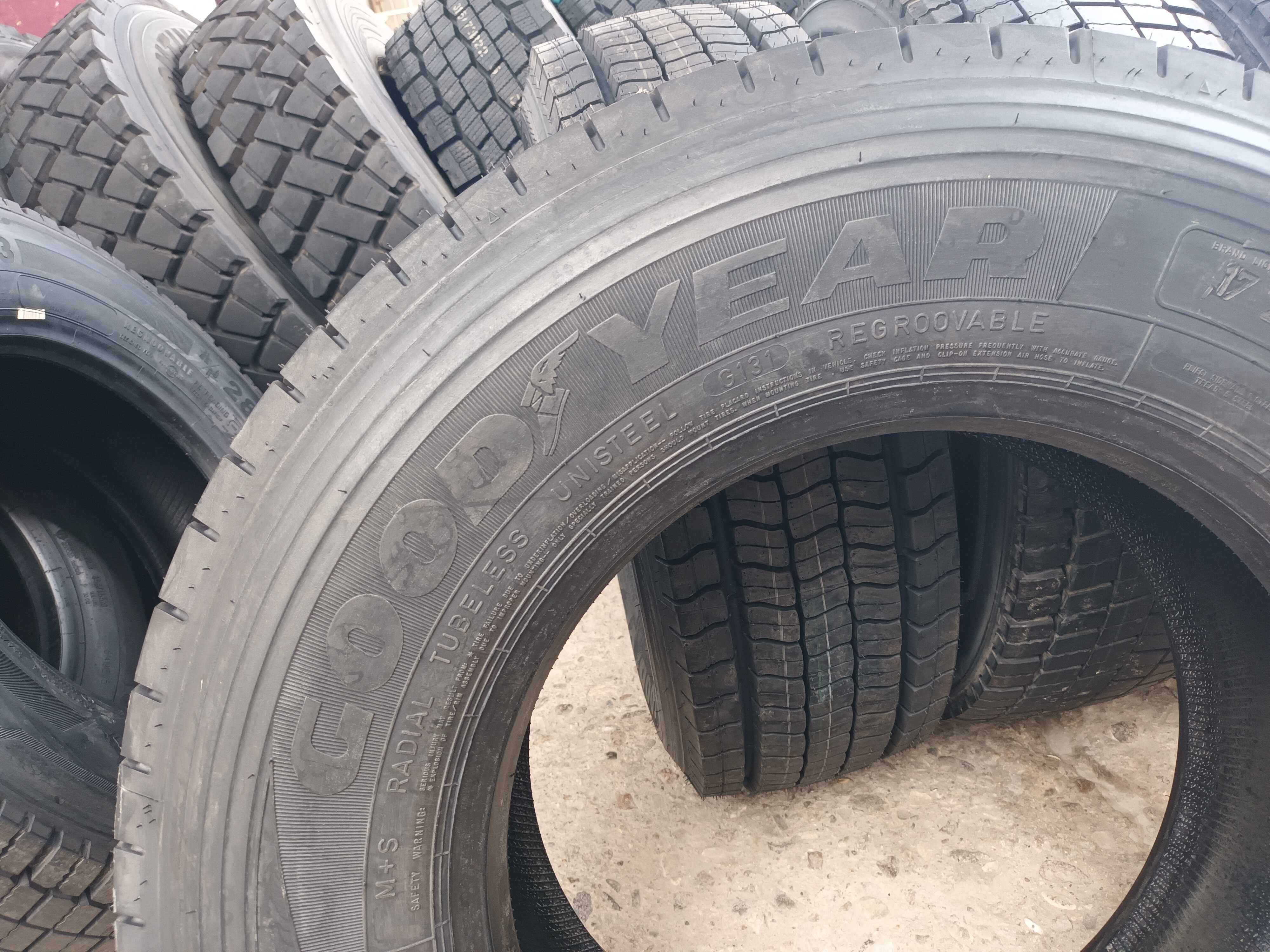 2 Нови тежкотоварни гуми 285/70 R19.5 Goodyear Regional RHD 2 146/144L