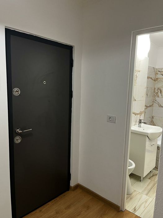 Garsoniera zona Velenta