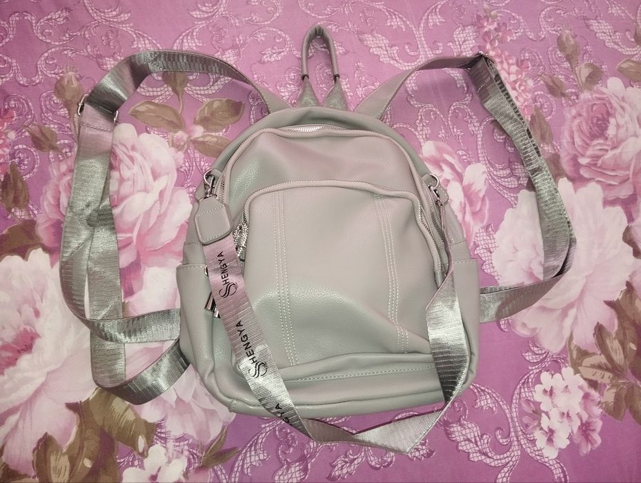 Рюкзак абсолютно новый