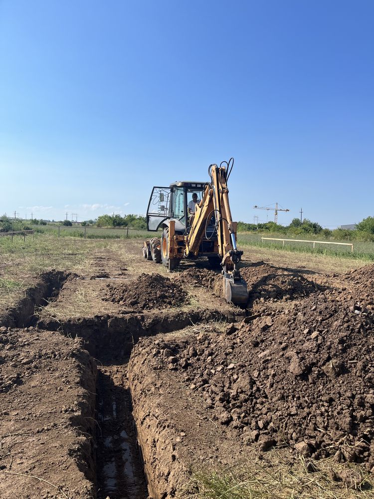 Inchiriez buldoexcavator, bobcat, camioneta basculabila, camioneta cu