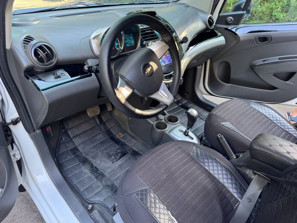 Spark GM avto premier