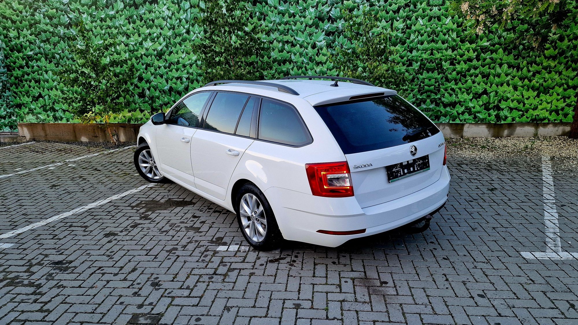 Skoda Octavia 1.6 Tdi DSG 2018 Apple Carplay/Android...