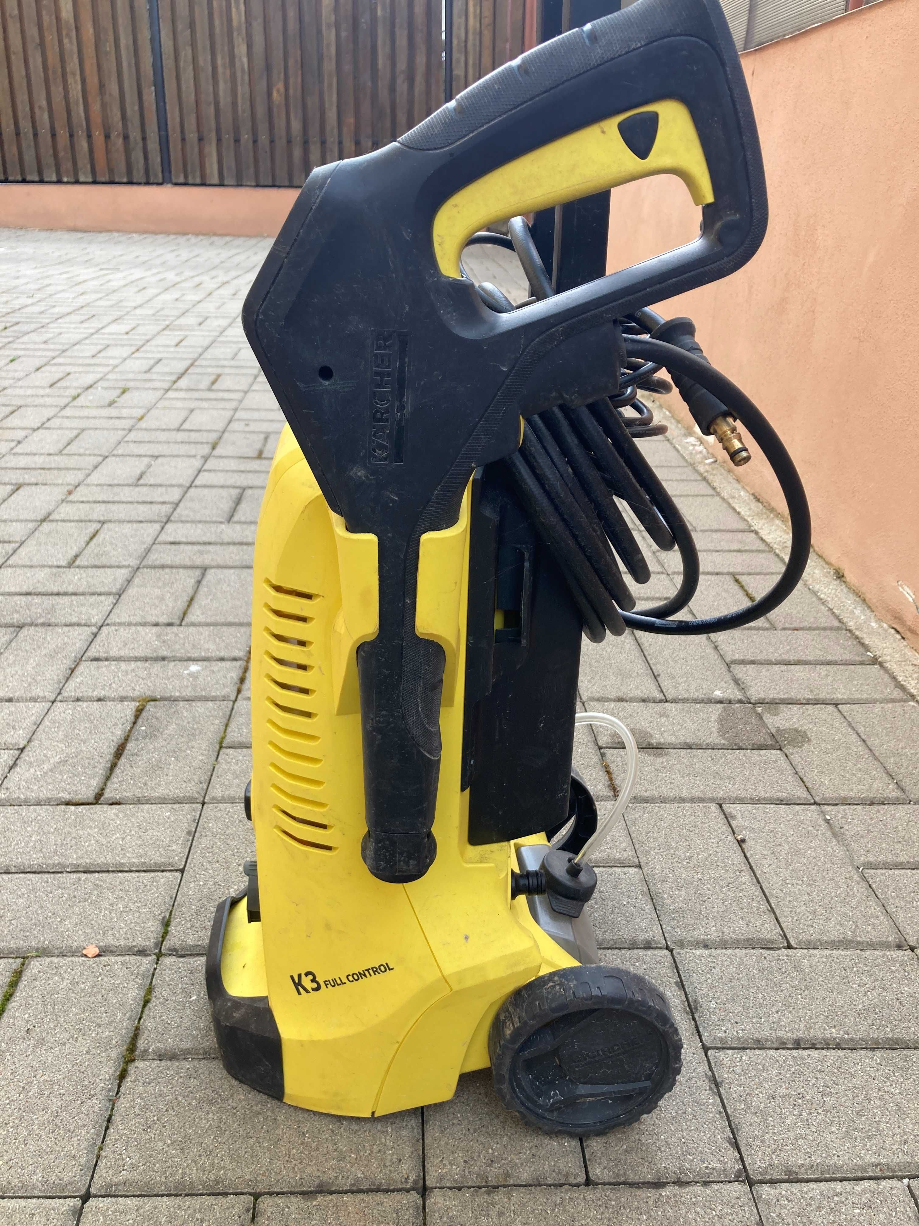 Vand aparat de spalat cu presiune Karcher K3