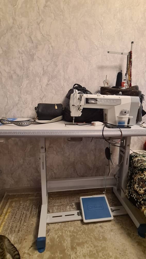 Срочно продам абсолютно новый швейный машынка