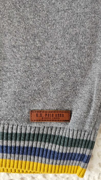Пуловер US Polo много добро състояние
