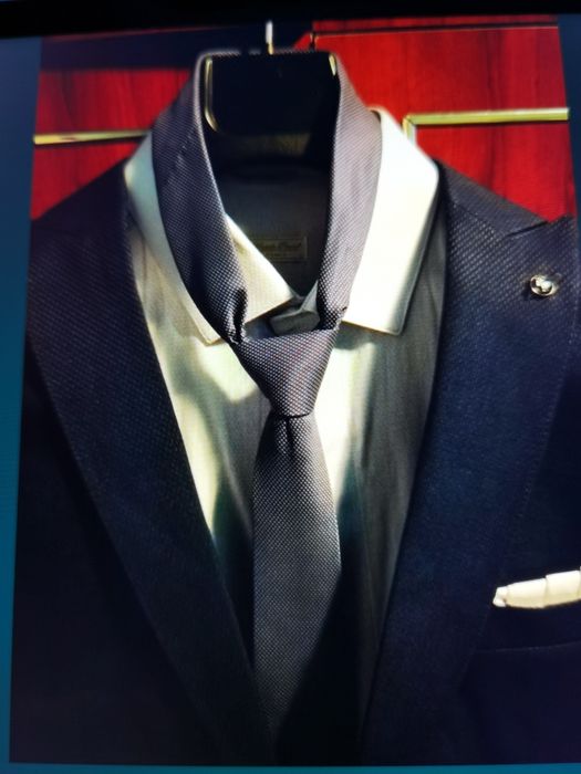 Sacou și Costum ceremonie.