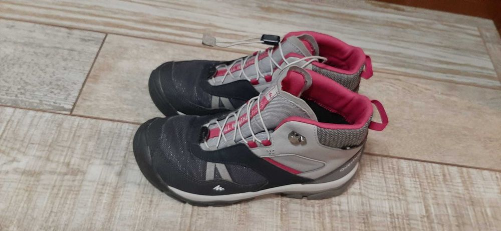 Ghete fete Decathlon 36