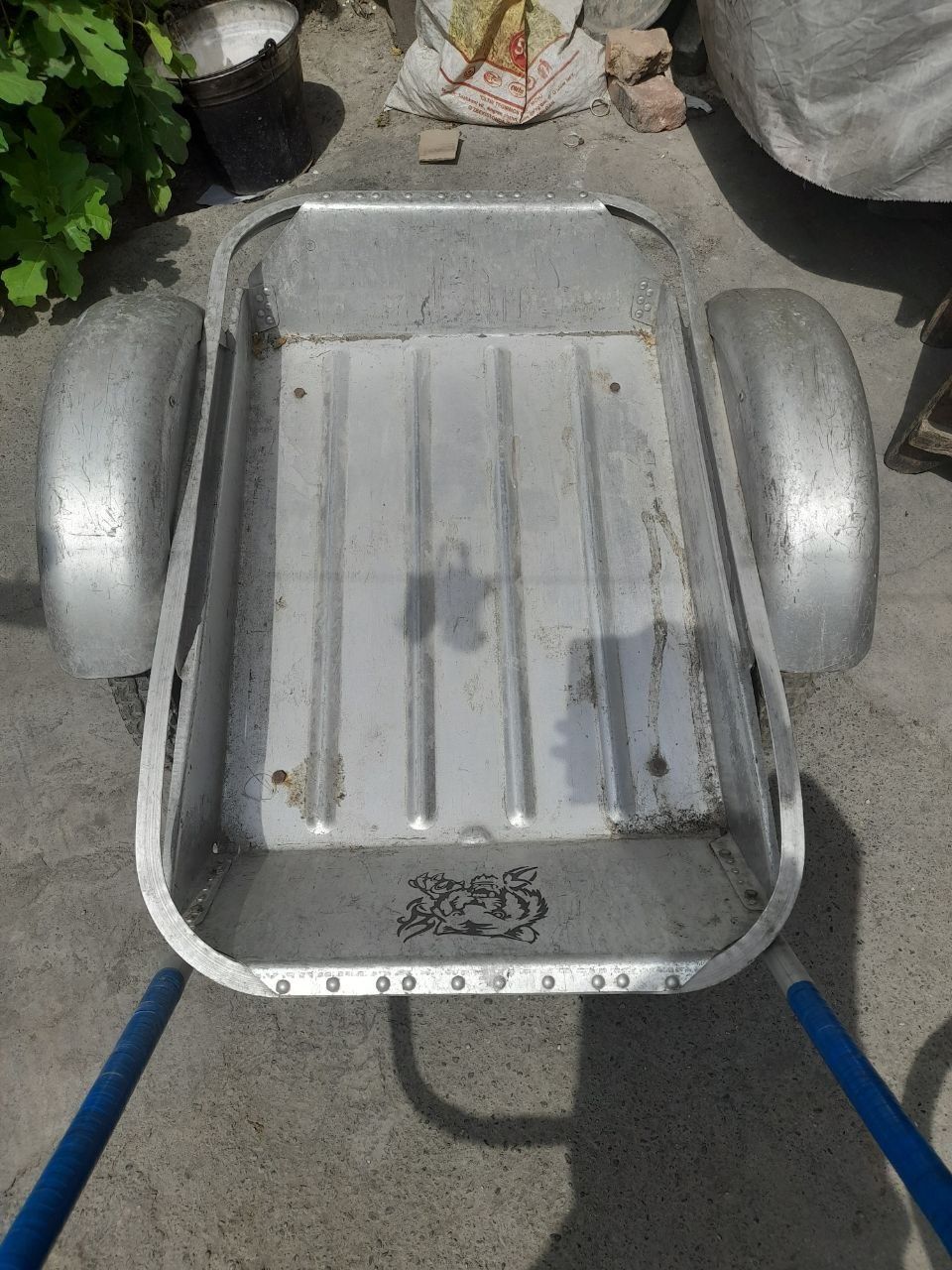Aluminum aravacha