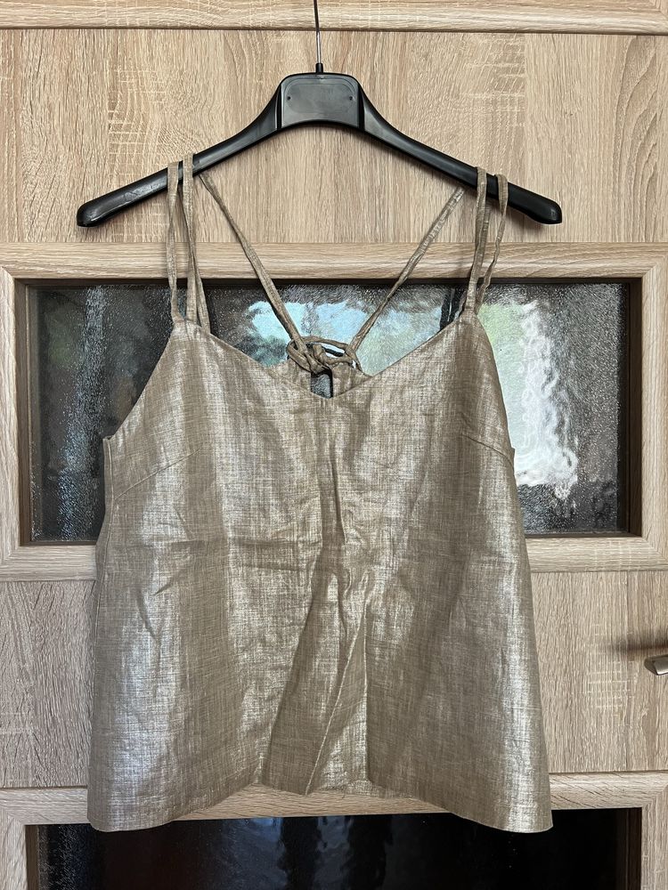 Ленен топ Zara, кроп топ с паднали рамене тип корсет Urban Outfitters