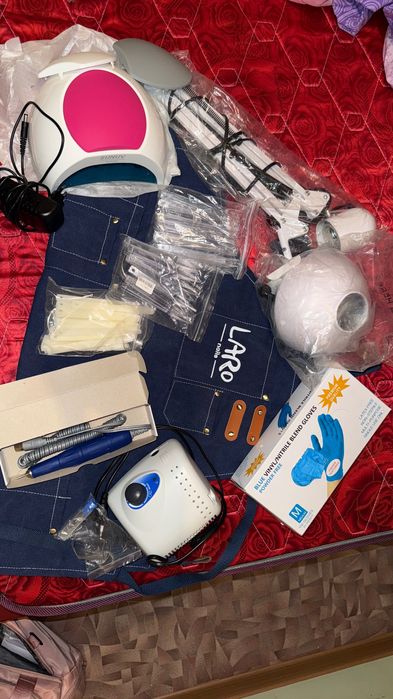 Продаю профессиональный набор для маникюра!