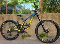 Lapierre DH 27.5 M размер Висок клас Велосипед за спускане
