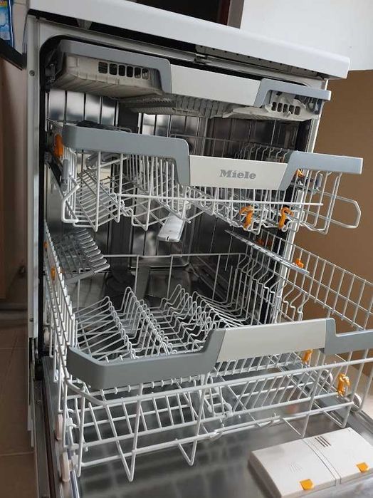 Съдомиялна Miele - Auto Open - 14 Комплекта - Свободностояща - 60см