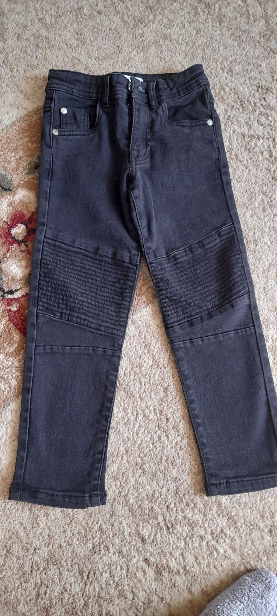 Продам новые, детские джинсы