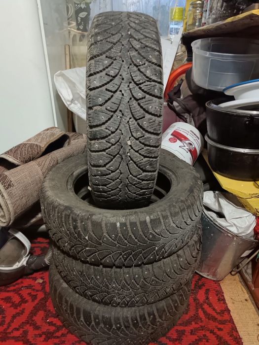 Комлект шин  40.000тг