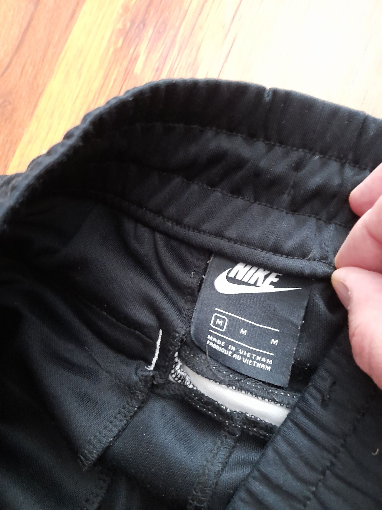 Nike Air мъжко долнище M- L размер.