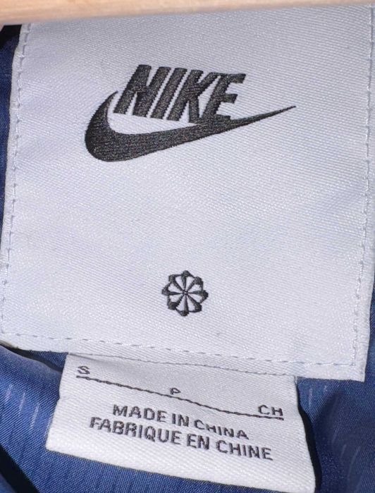 Nike Storm-Fit Windrunner PrimaLoft - Размер S