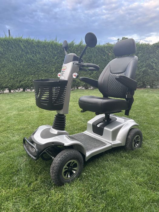 Scuter medical pentru persoane cu dizabilitati