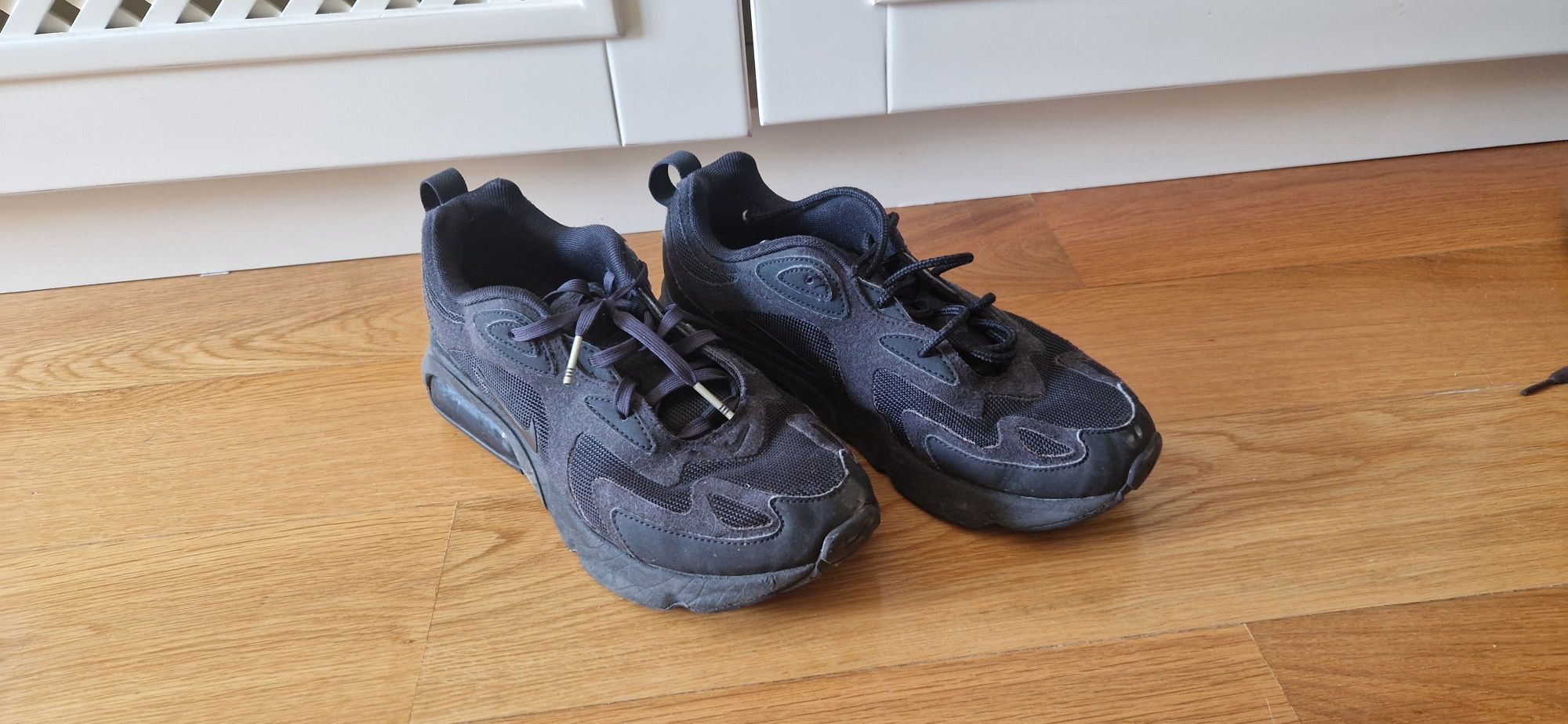 продавам маратонки nike