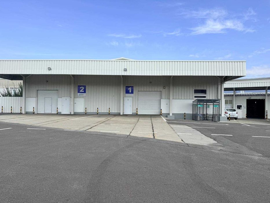 Inchiriez  hala/depozit 425mp Craiova zona FORD