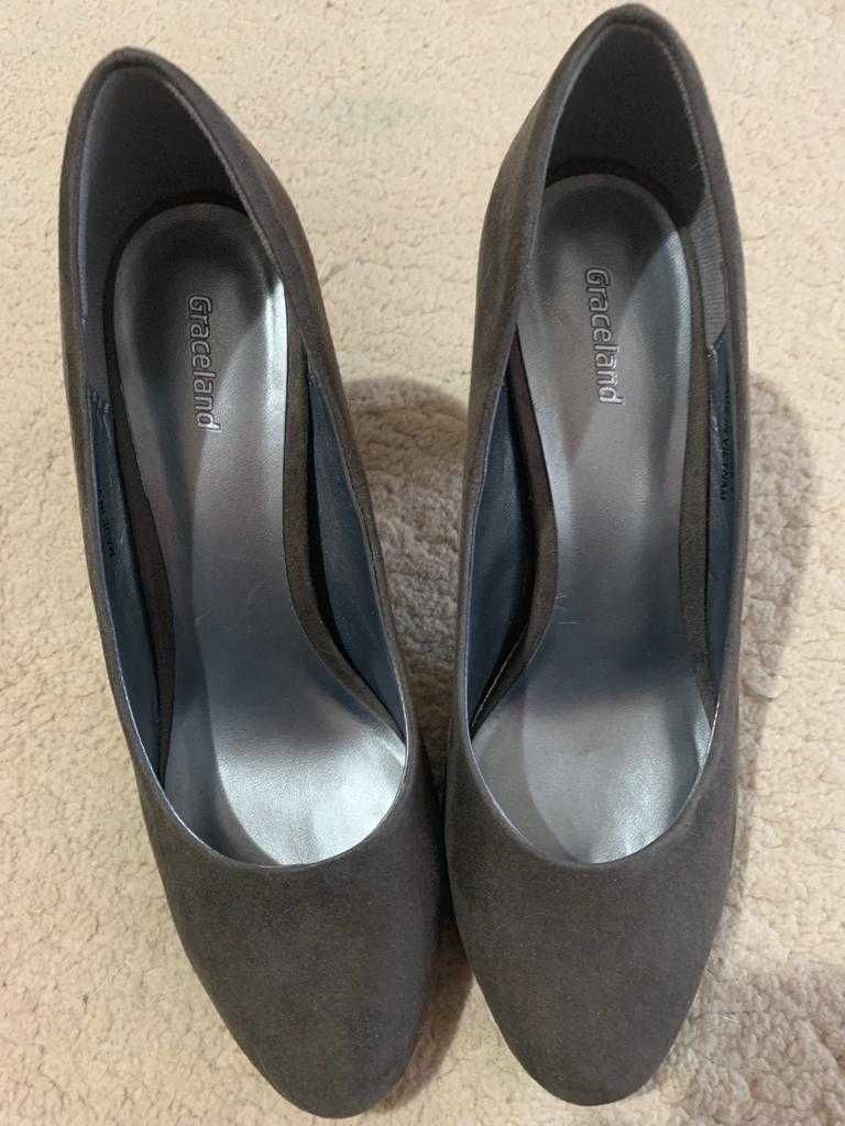 Pantofi dama eleganti