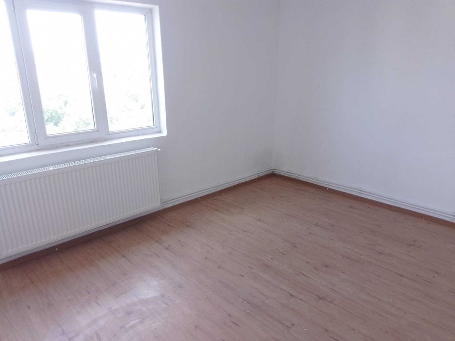 Vand Apartament 60mp Semidecomandat Filiasi