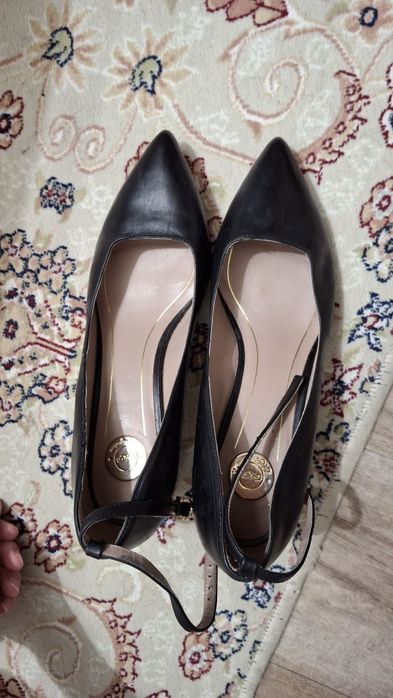 Продам туфли лодочки в идеальном состоянии 36р