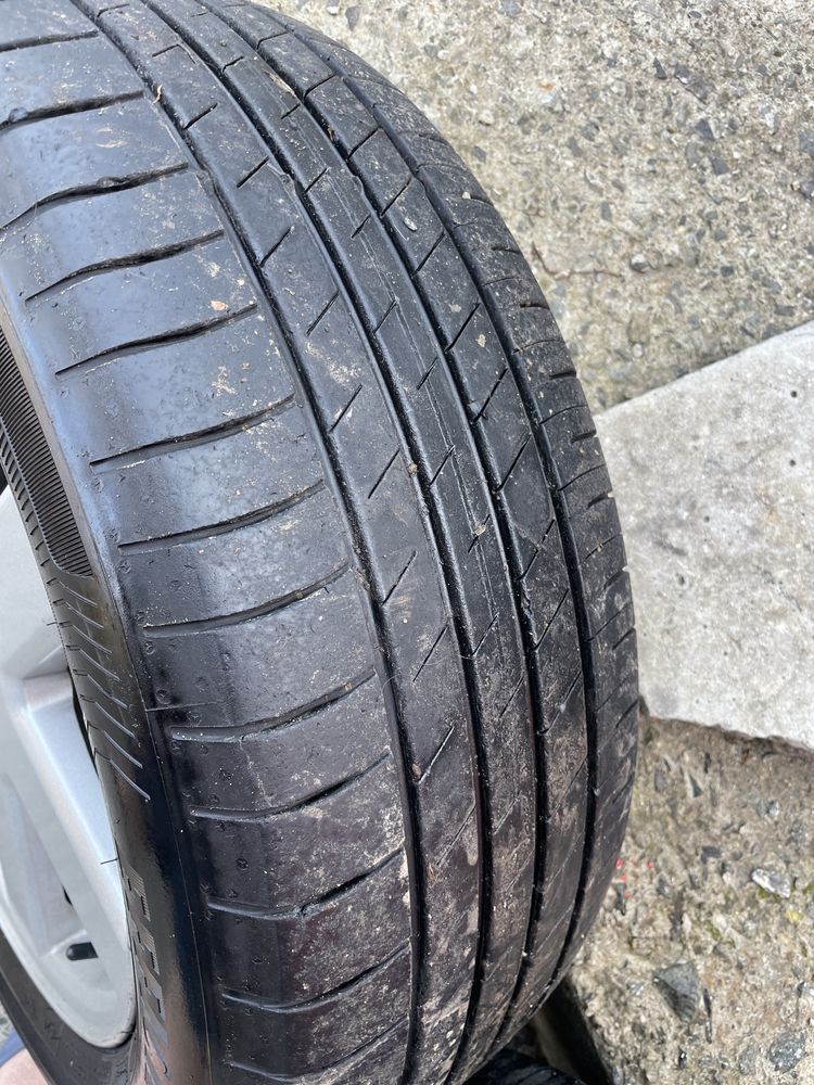 Оригинални джанти с гуми Volvo 5x108 r17