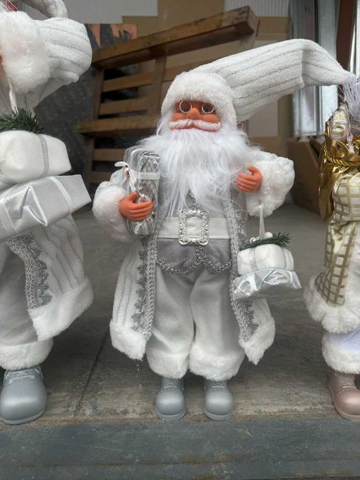 Декоративен Дядо Коледа в сиво – (50 / 70 / 90 см)