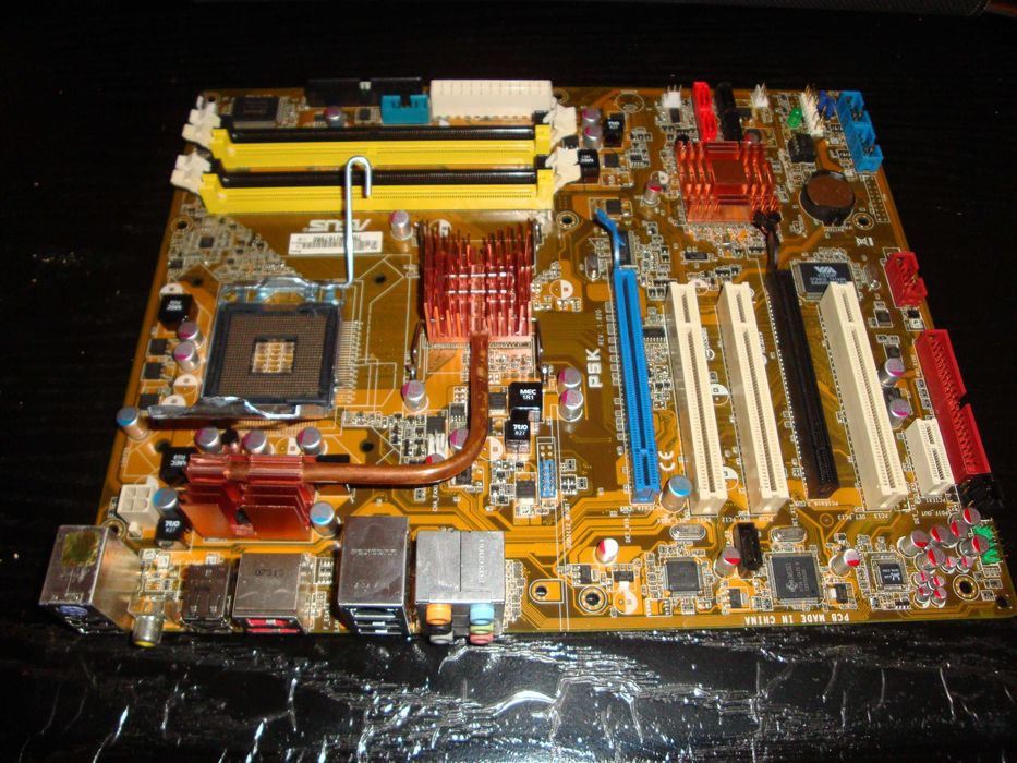 Placa de baza Asus P5K sk LGA 775 DDR2 2x PCIe retro PC colectie