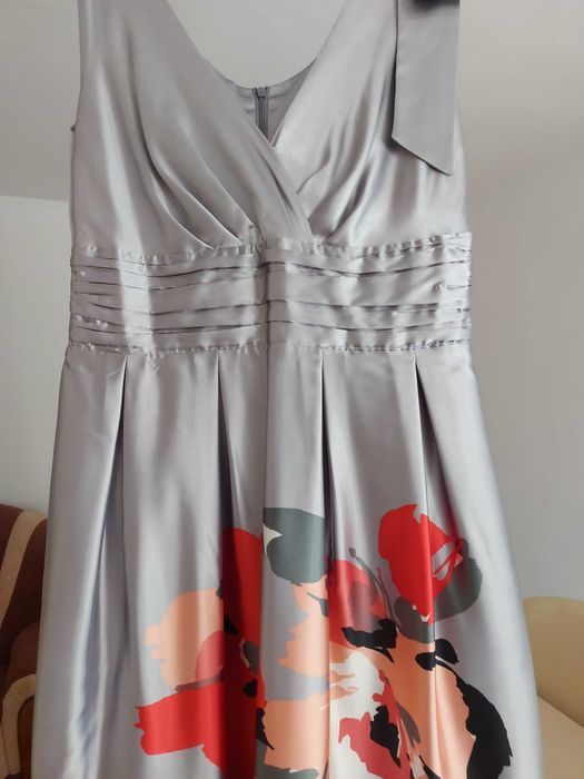 Rochita de ocazie sau de zi