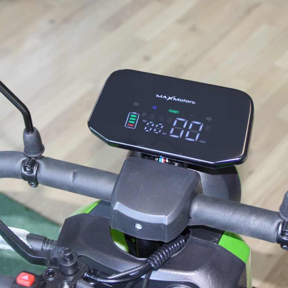 Триместна електрическа четириколка MaxMotors A9, 1500W, 48V/20Ah GREEN