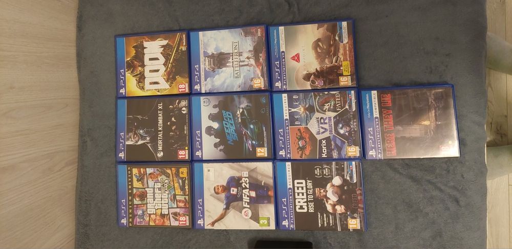 Vand PlayStation 4 +1 controller+kit VR  complet +10 jocuri