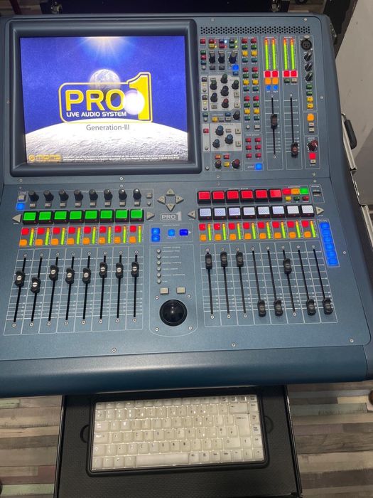 Mixer digital Midas Pro1