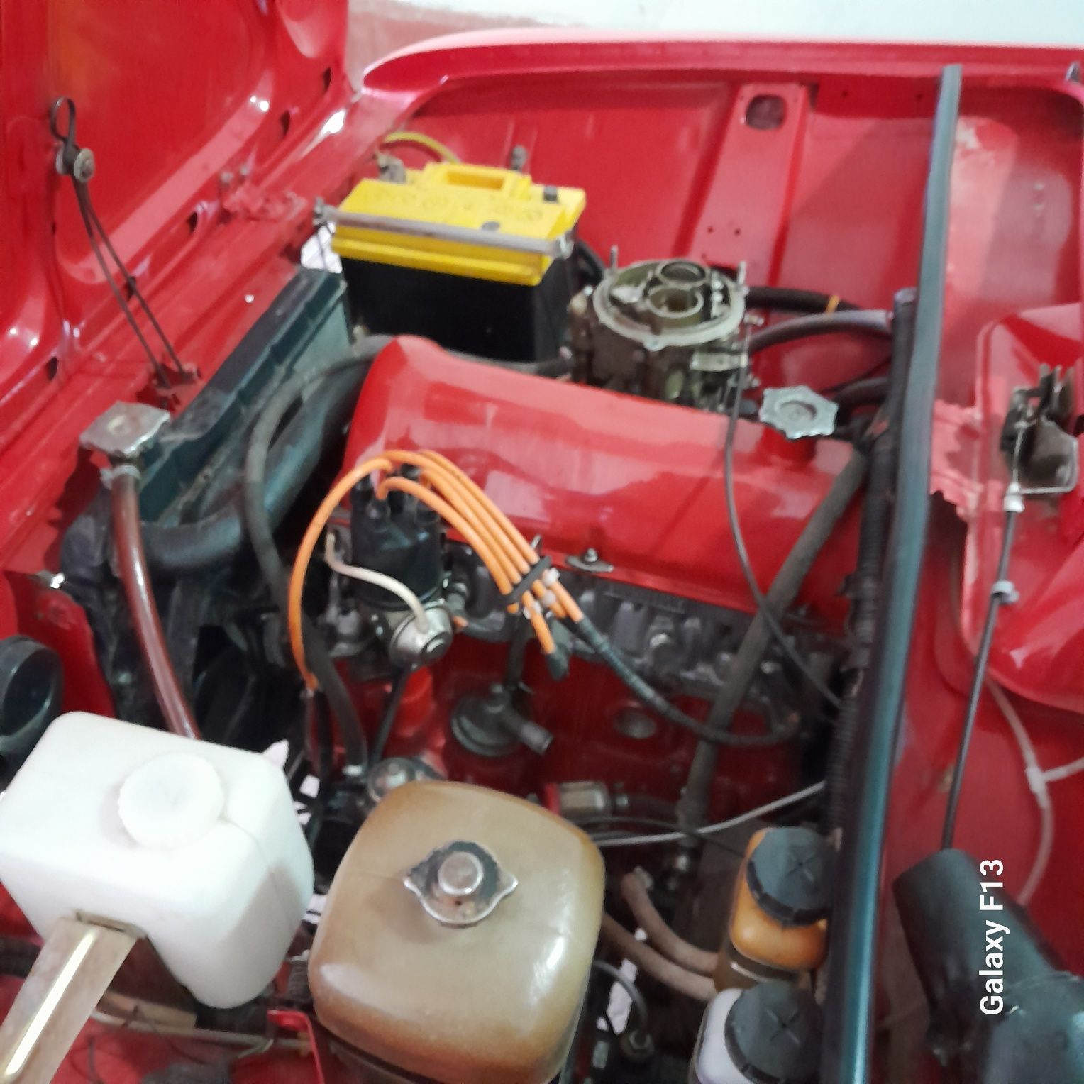 Vaz 2101 sotiladi