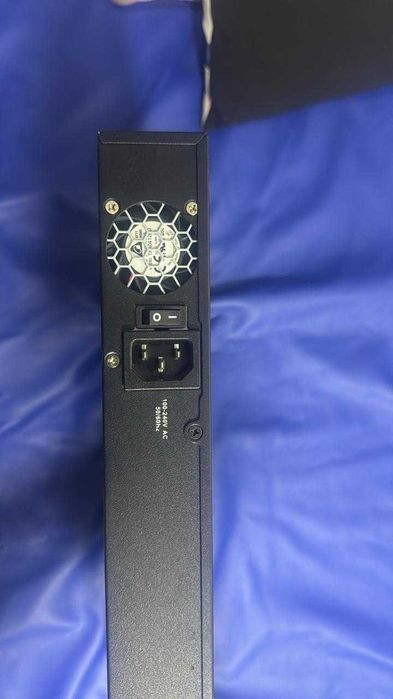 Коммутатор Dahua DH-LR2218-16ET-240