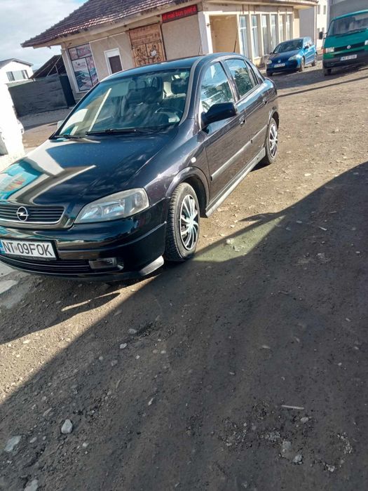 Vând Opel Astra G