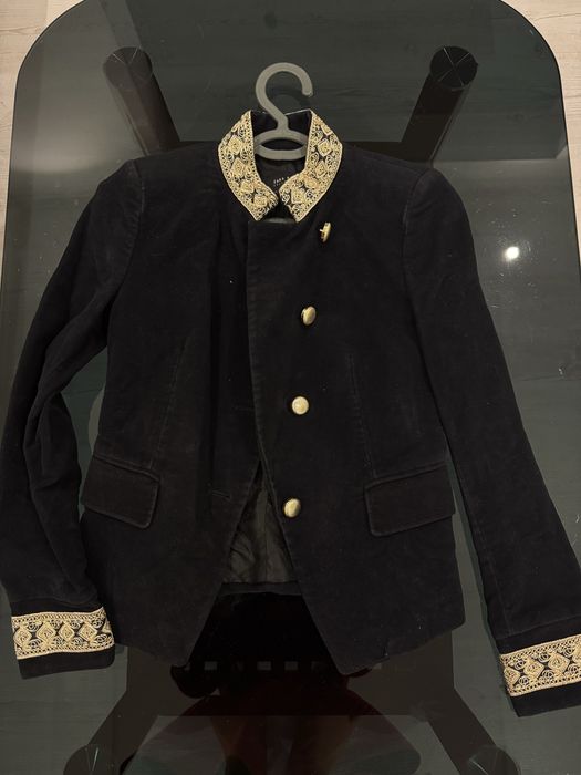 Продаю бархатный пиджак ZARA