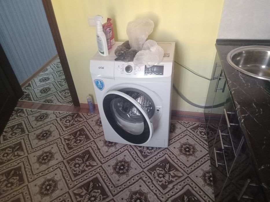 Ижарага 1 хоналик квартира берилади. барча жихозлари мавжуд.Ор:Шарк1