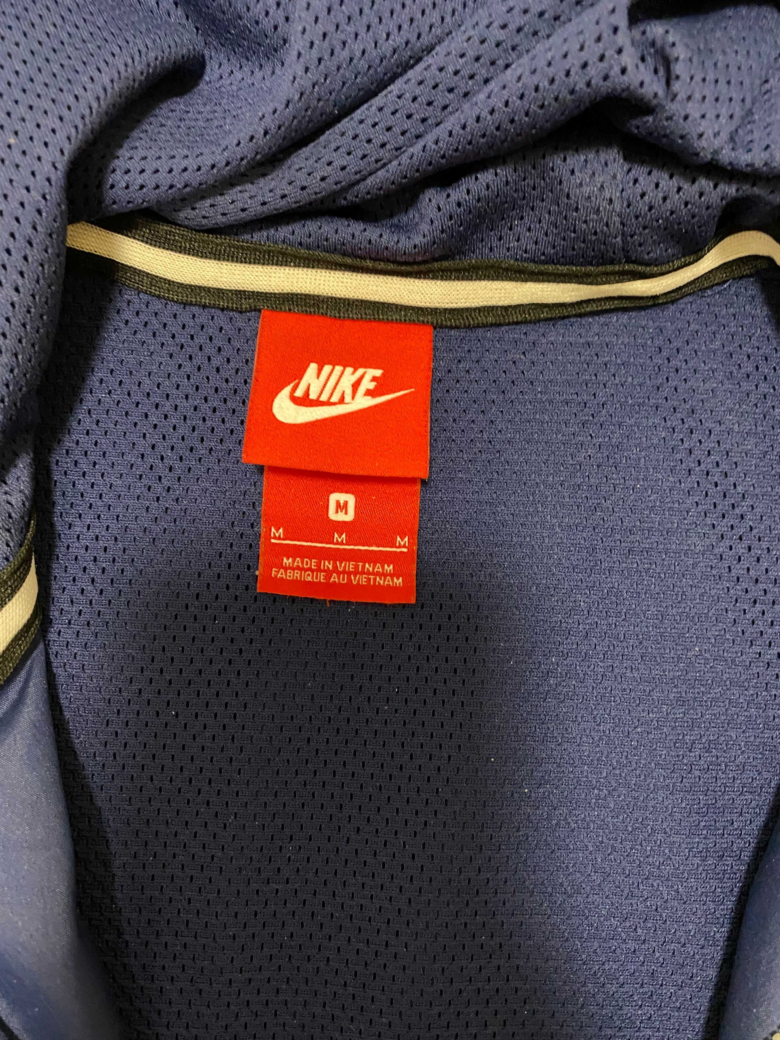 ''Nike Sportswear Hooded Woven Archive''оригинално мъжко яке М размер