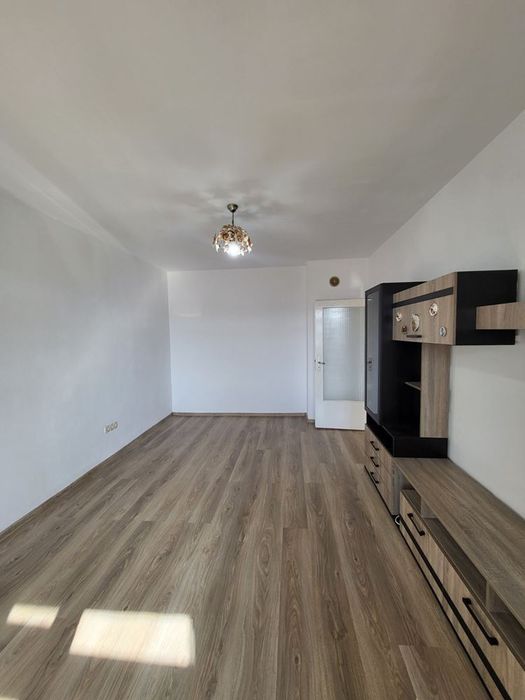 Продава се Едностаен апартамент в София, Люлин 7 - 48 кв.м за 2396 €/кв.м - Снимка #2